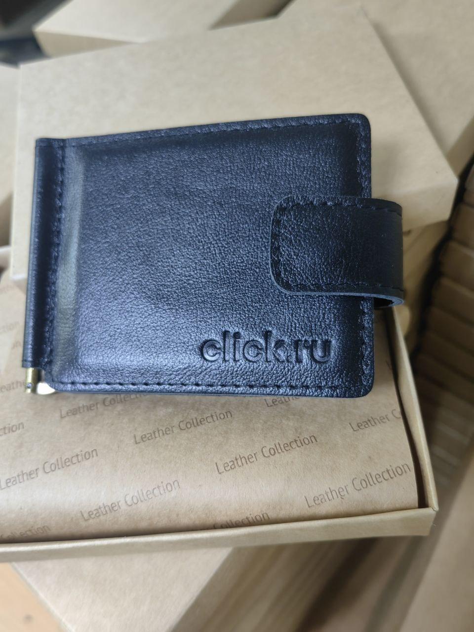 Новогодние подарки для клиентов: реальный кейс click.ru, вдохновляющий на собственные боксы